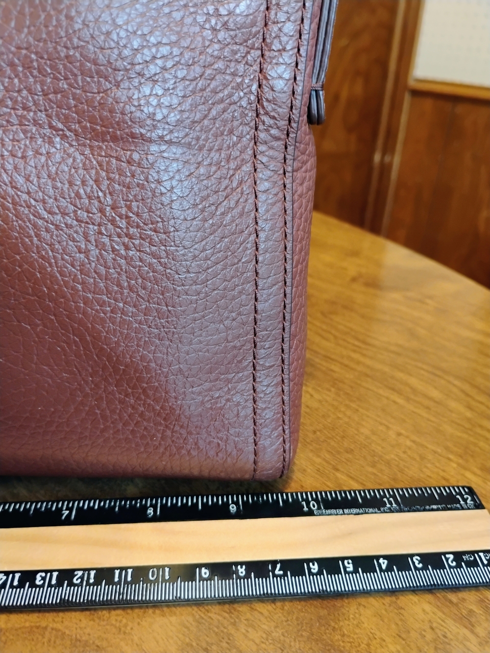 Fossil Brown Pebbled Leather Zip Top Crossbody Bag Adjustable Strap. Pockets - Picture 10 of 12